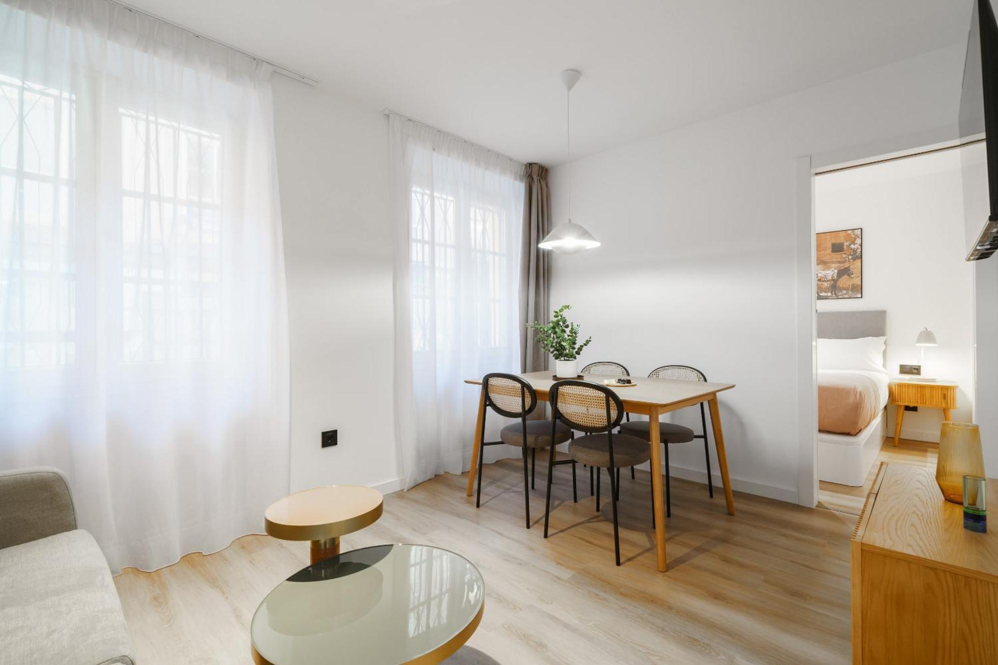 Limehome Calle Victoria Appartement *