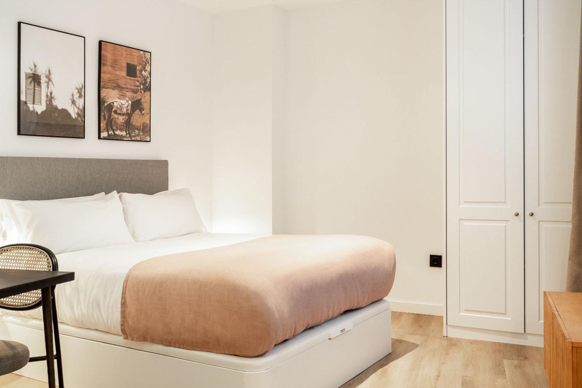 Limehome Calle Victoria Appartement *