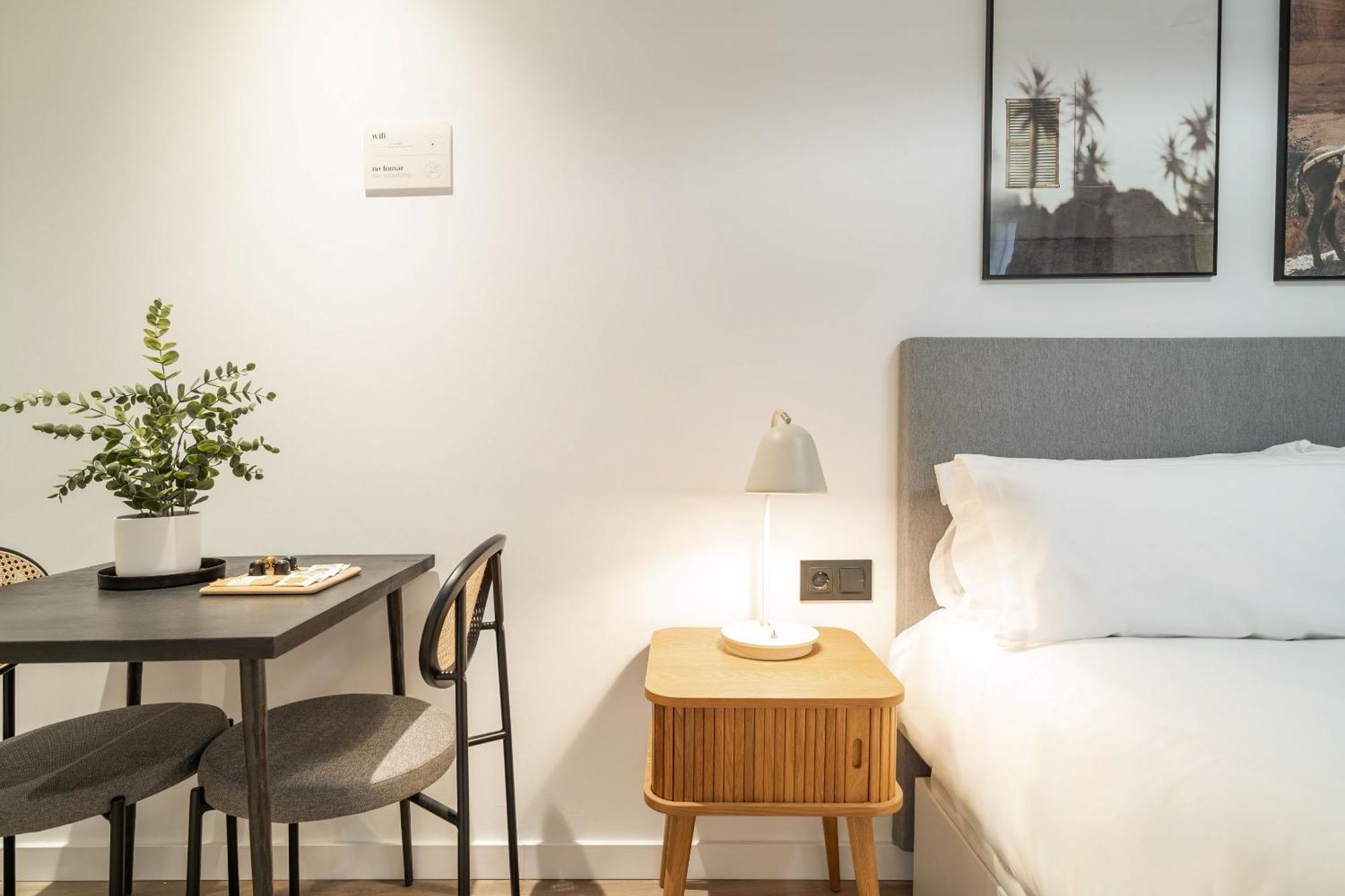 Limehome Calle Victoria Appartement *